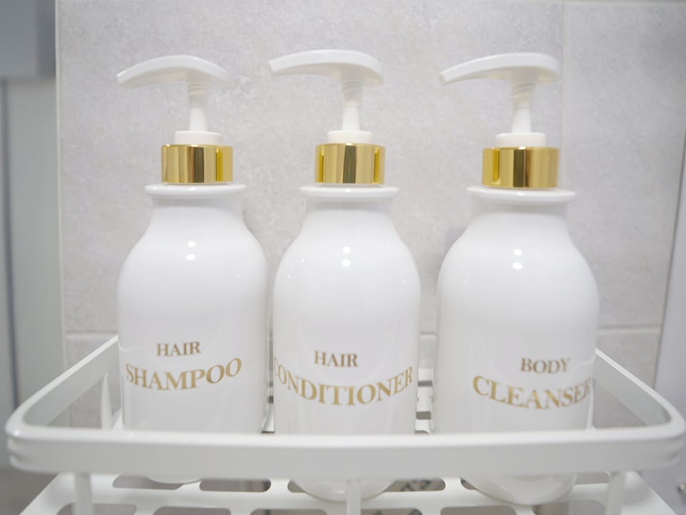 Bathroom amenities
