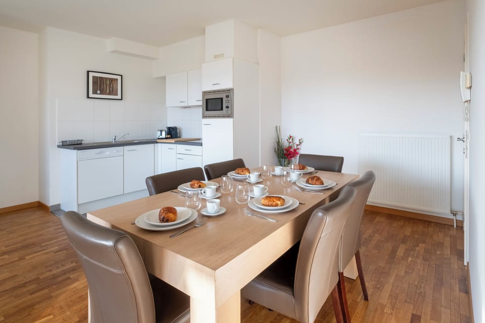 Apartment, City View | In-room dining