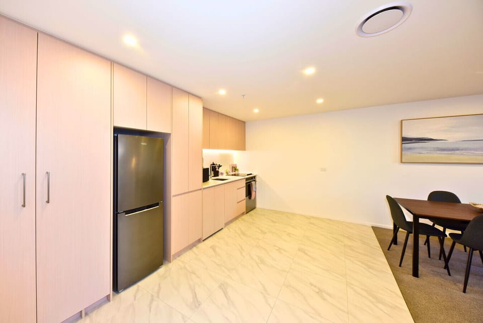 Light-filled, airy interior with room to spread out