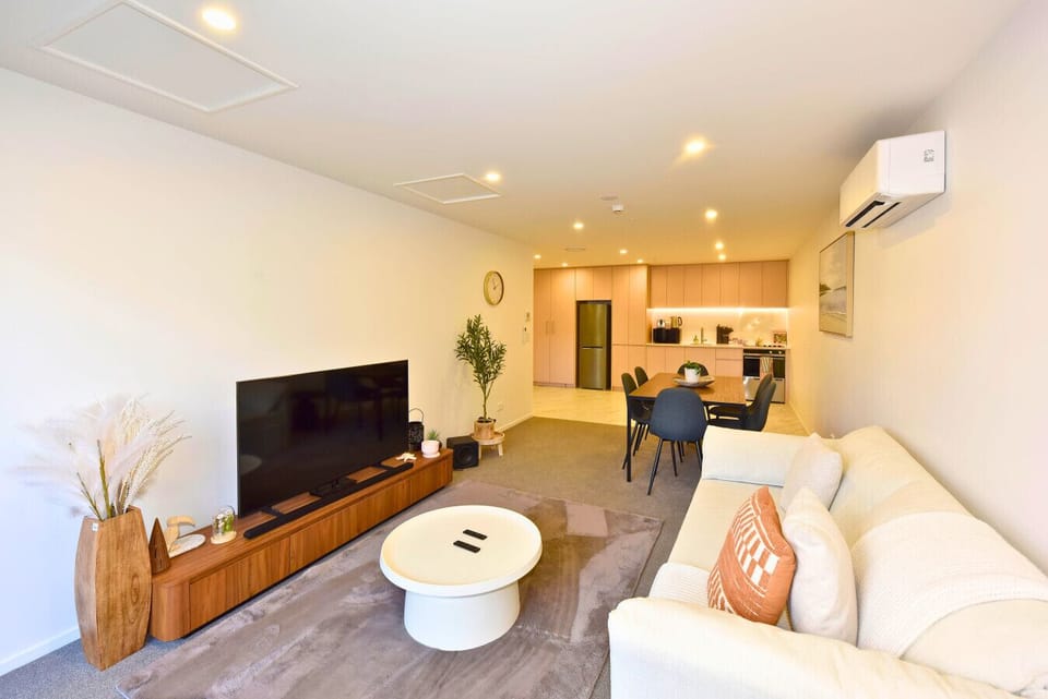 Settle in with a Smart TV and open-plan kitchen close by