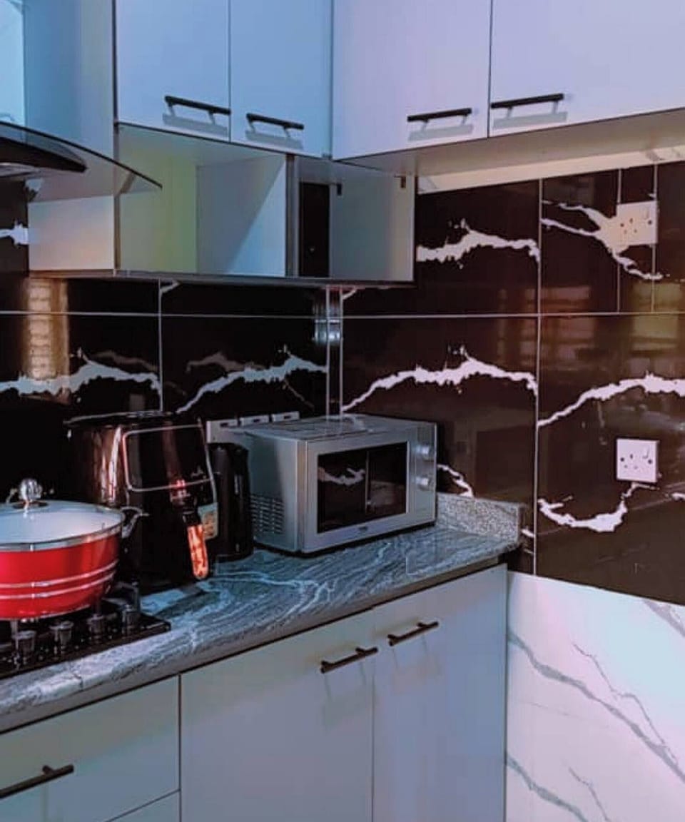 Apartment, 2 Bedrooms, Balcony | Private kitchen