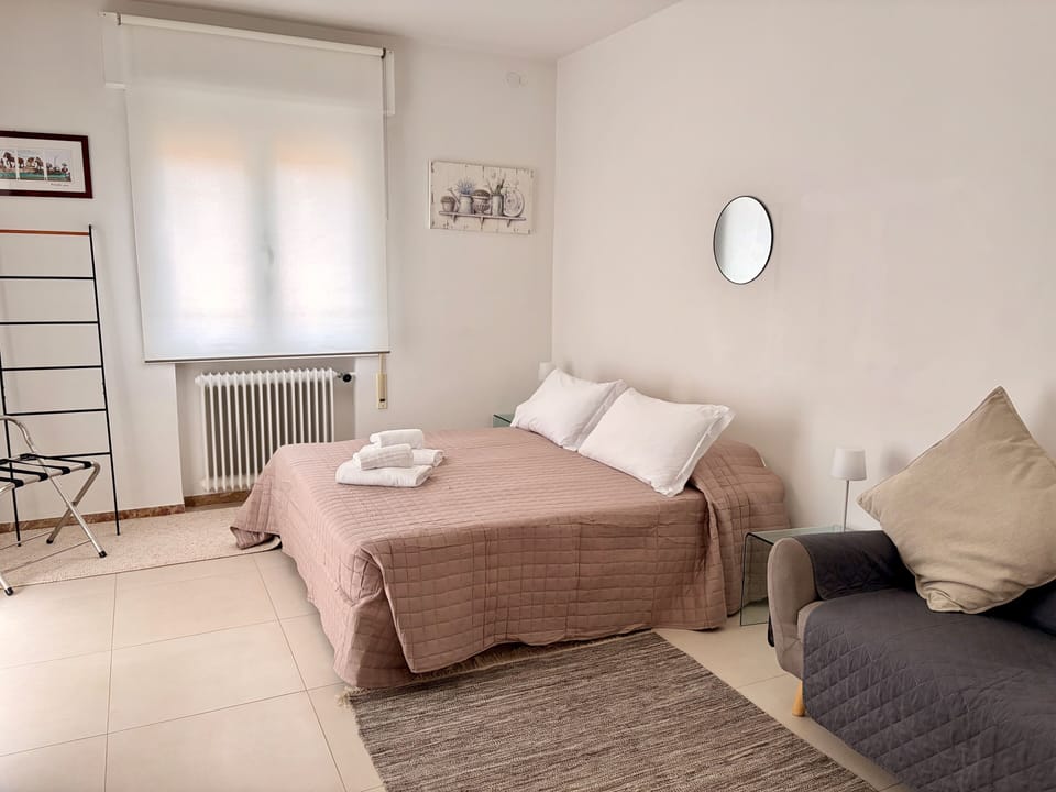 Comfort Apartment, Partial Sea View | Desk, laptop workspace, iron/ironing board, free WiFi