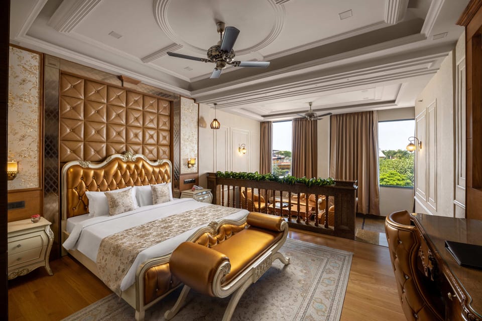 Club Room, 1 Double Bed | Blackout drapes, soundproofing, iron/ironing board (on request)