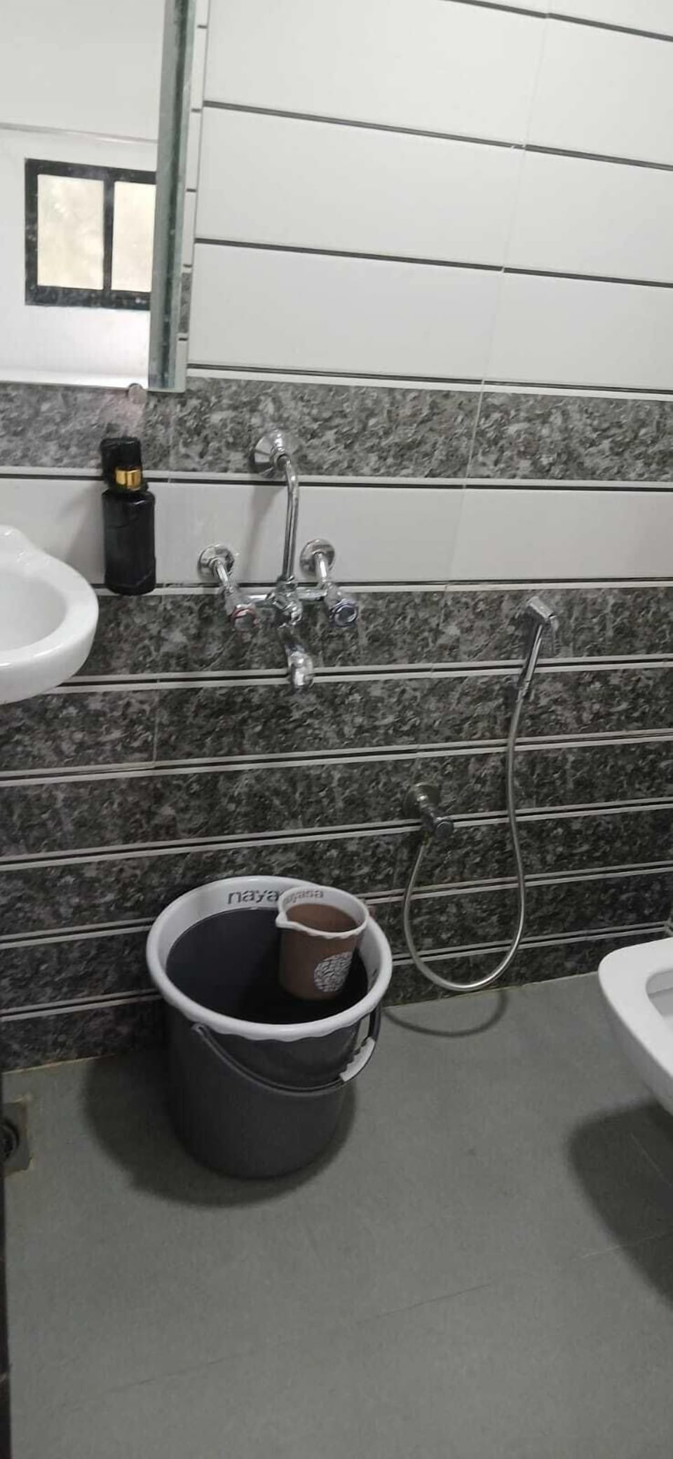 Double Room, City View | Bathroom | Towels