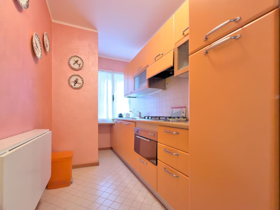 House | 3 bedrooms, desk, Internet