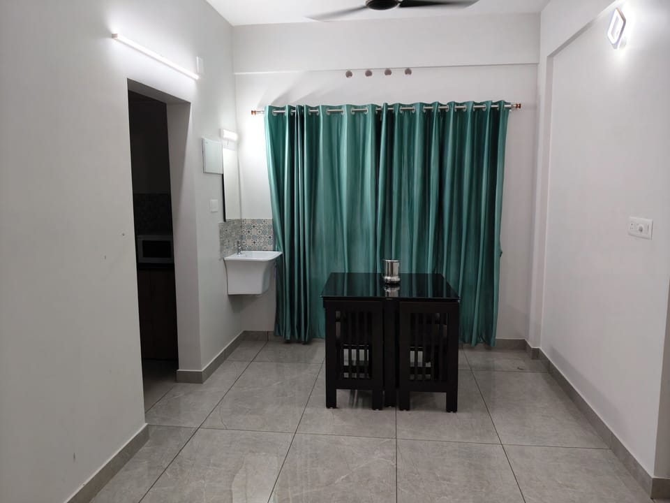 Economy Apartment | In-room dining
