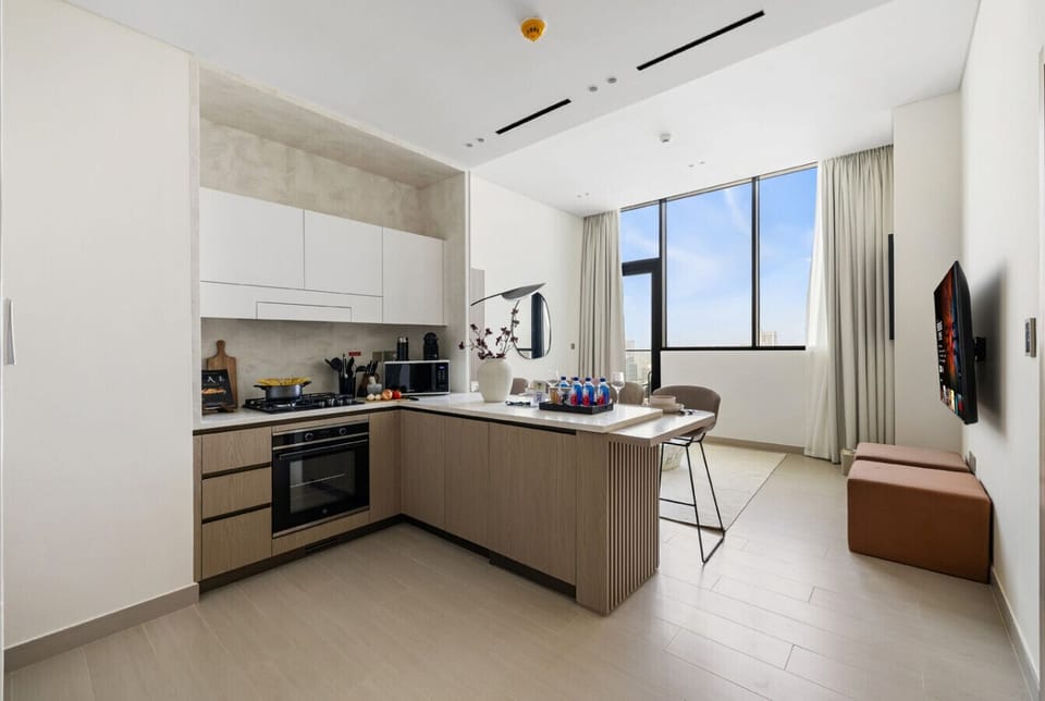 Fully equipped kitchen with all cooking essentials
