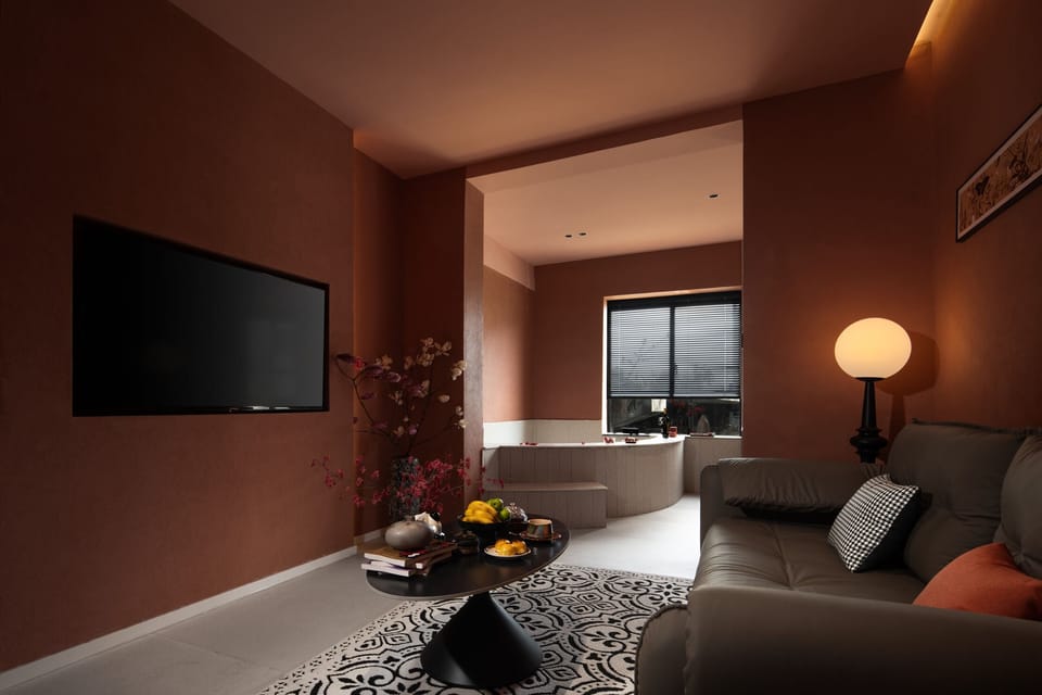 Basic Suite, River View | Minibar, WiFi (free), individually decorated, individually furnished