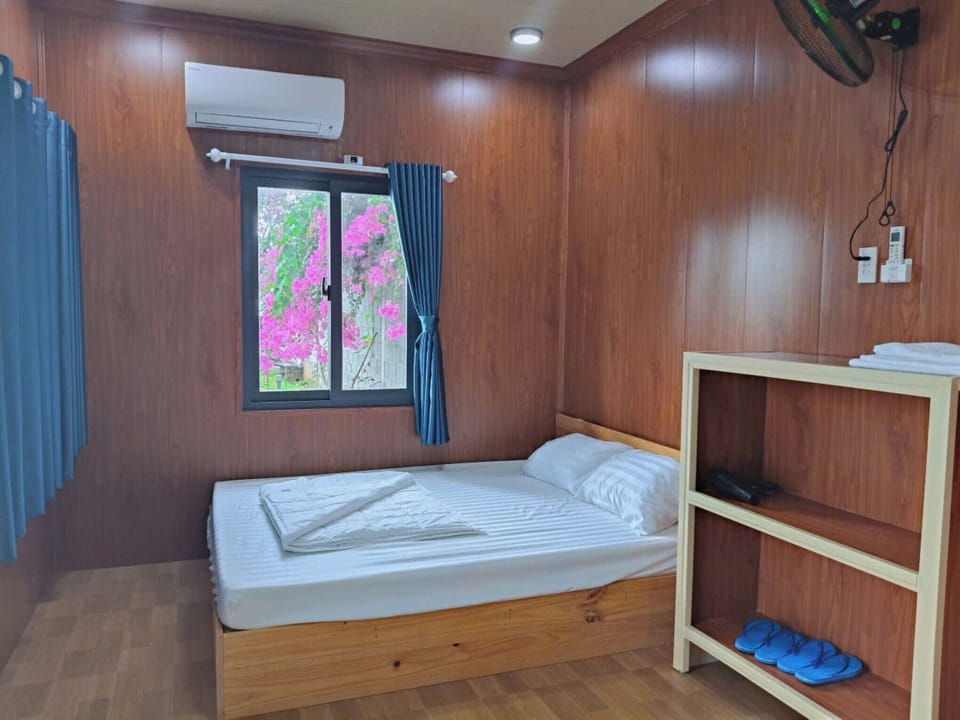 Double Room | Soundproofing, WiFi (free), bed sheets