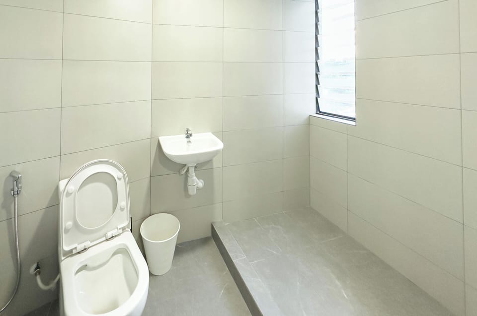 Family Condo, 3 Bedrooms, Balcony, City View | Bathroom