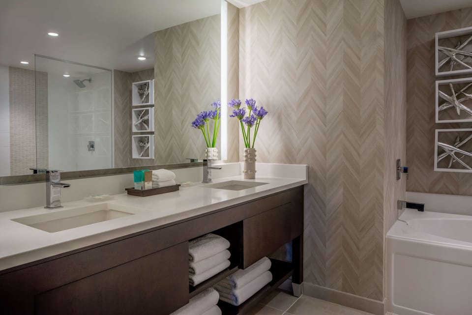 Room, 2 Queen Beds | Bathroom | Free toiletries, hair dryer, slippers, towels