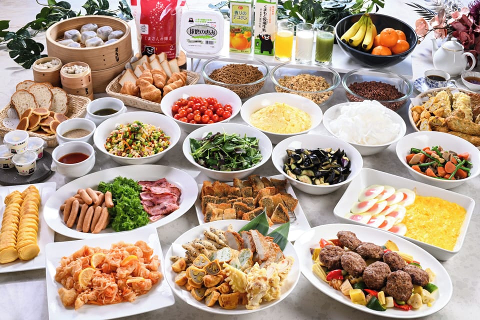 Daily buffet breakfast for a fee