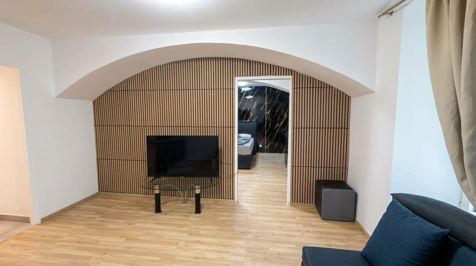 Basic Apartment | Iron/ironing board, free WiFi