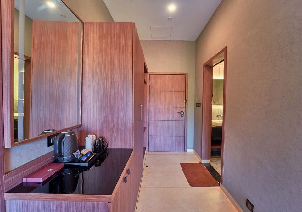 Family Room, Balcony, Valley View | Room amenity