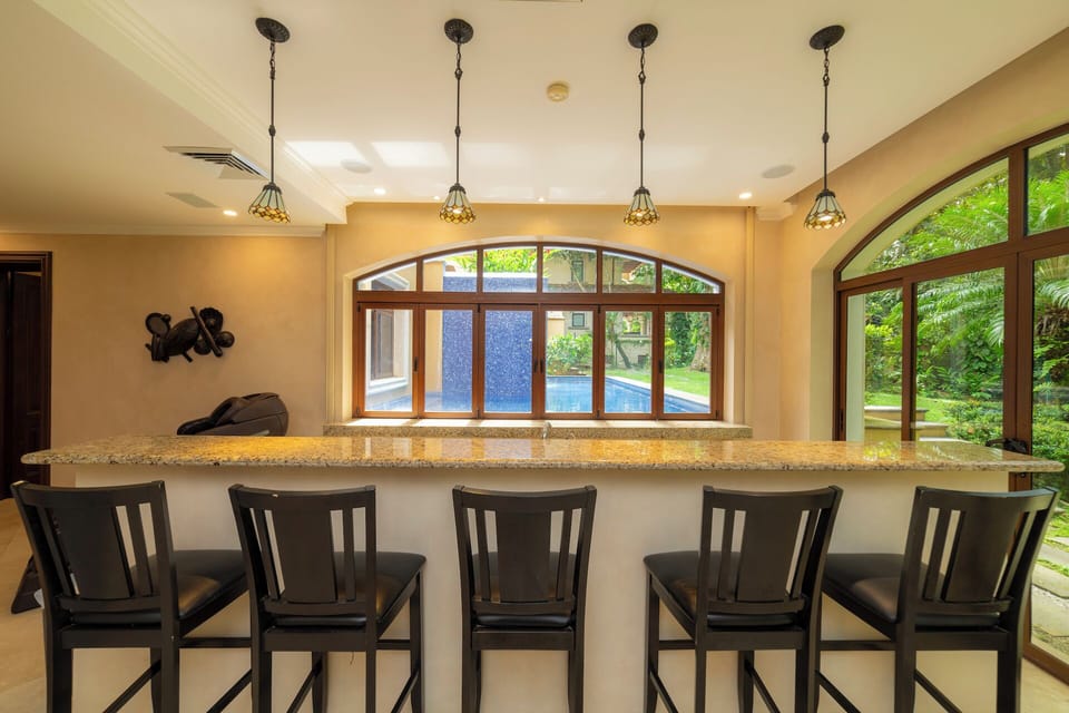 Villa (6 Bedrooms) | Interior