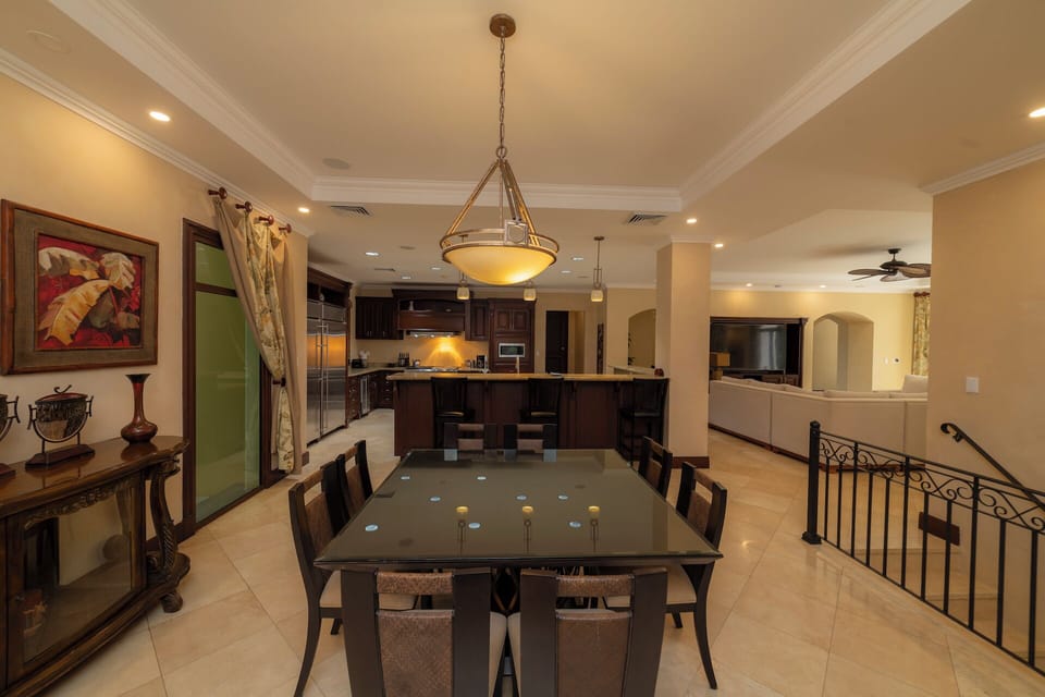 Villa (6 Bedrooms) | Interior