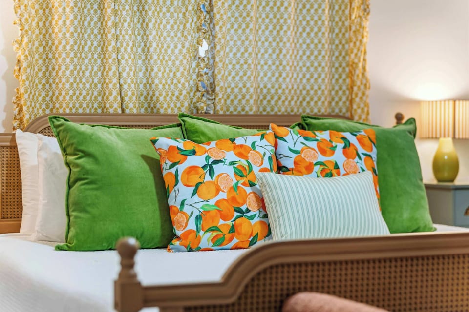 Designed for maximum comfort and calm, this bedroom invites you to kick back and enjoy your stay. From soft linens to a serene atmosphere, it’s perfect for couples, friends, or solo travelers seeking a little slice of vacation bliss.