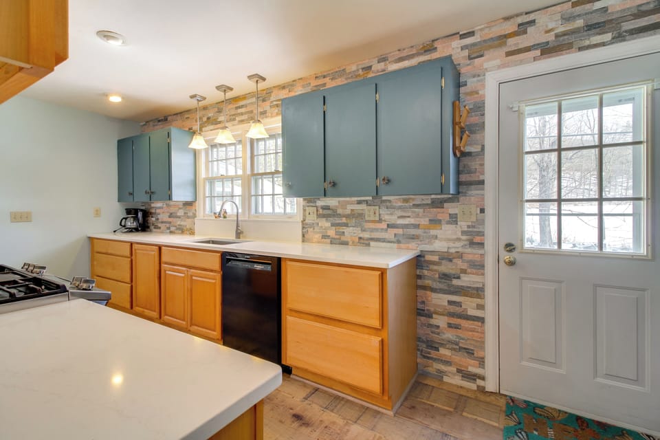 Kitchen | Cooking Basics | Complimentary Spices | 1st Floor