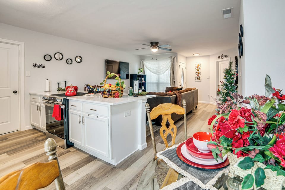 Kitchen | Dining Area | Cooking Basics
