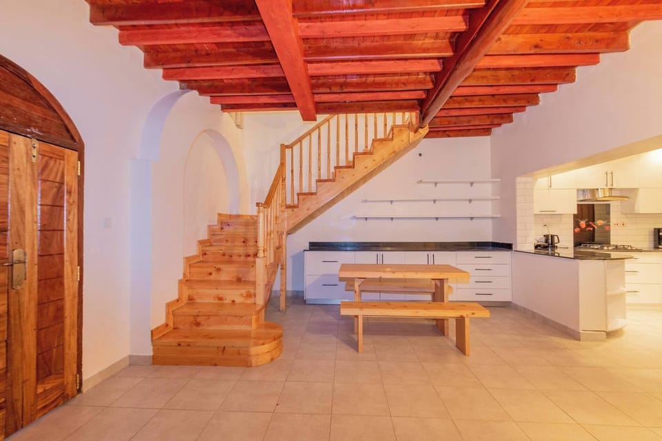Villa, 4 Bedrooms, Private Pool, Garden View | Living room