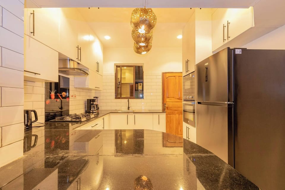 Villa, 4 Bedrooms, Private Pool, Garden View | Interior