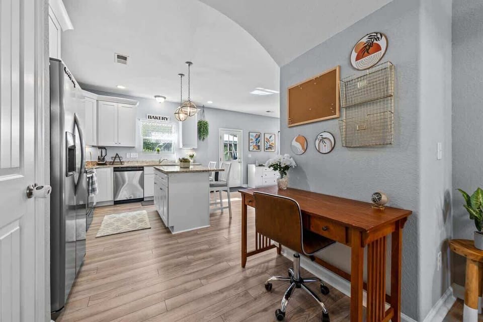 Fully equipped kitchen w/ ample counter space & casual dining nook