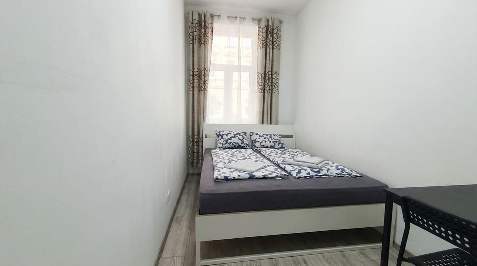 Basic Apartment | Iron/ironing board (on request), WiFi (free)