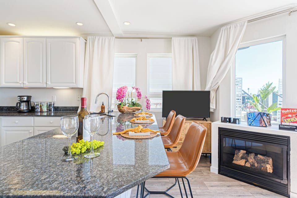 Ample counter space.