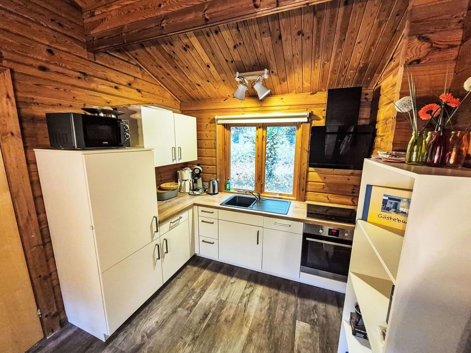 Wood, Home, Cottage, Log Cabin, Wood Stain, Hardwood, Plank, Lumber, Siding