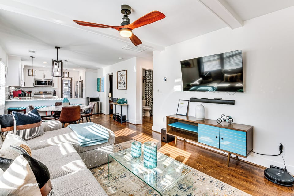House (3 Bedrooms) | Interior