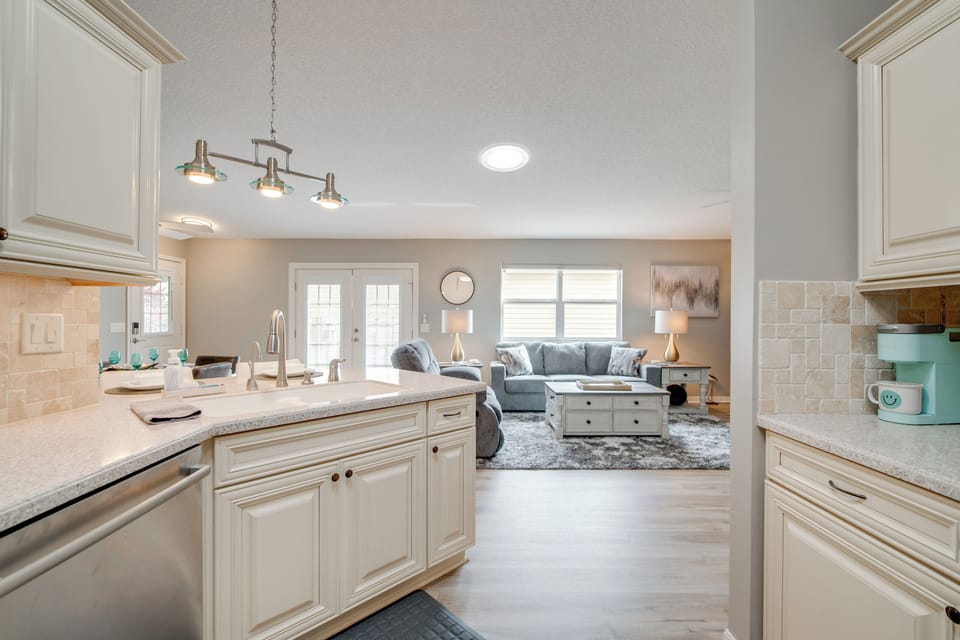 House (2 Bedrooms) | Interior