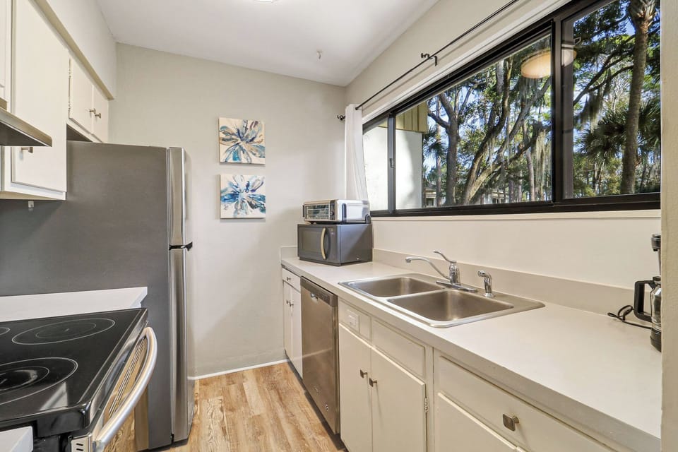 Seascape Villa 3003 - Kitchen