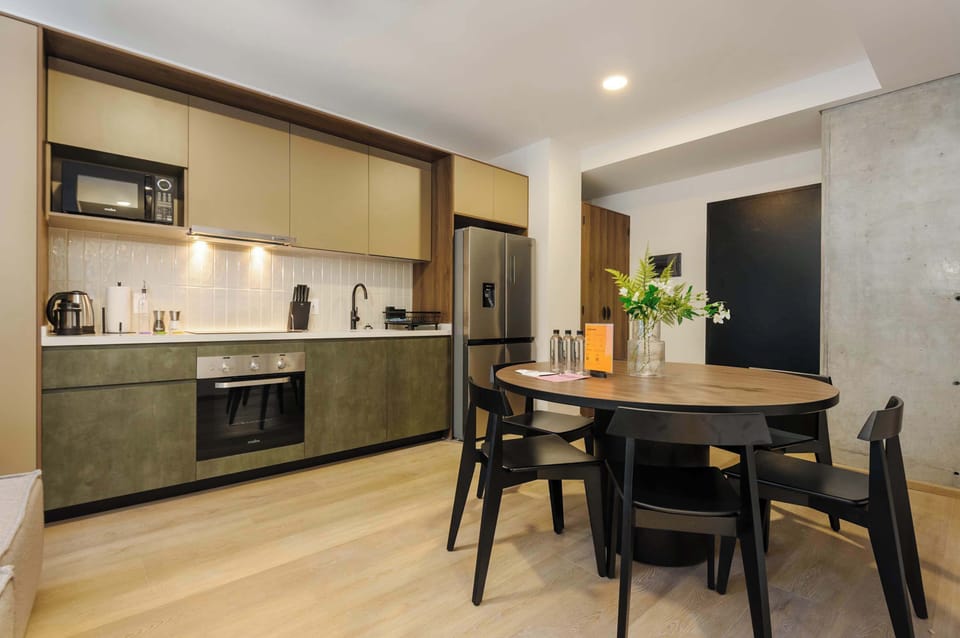 Cozy and functional dining room