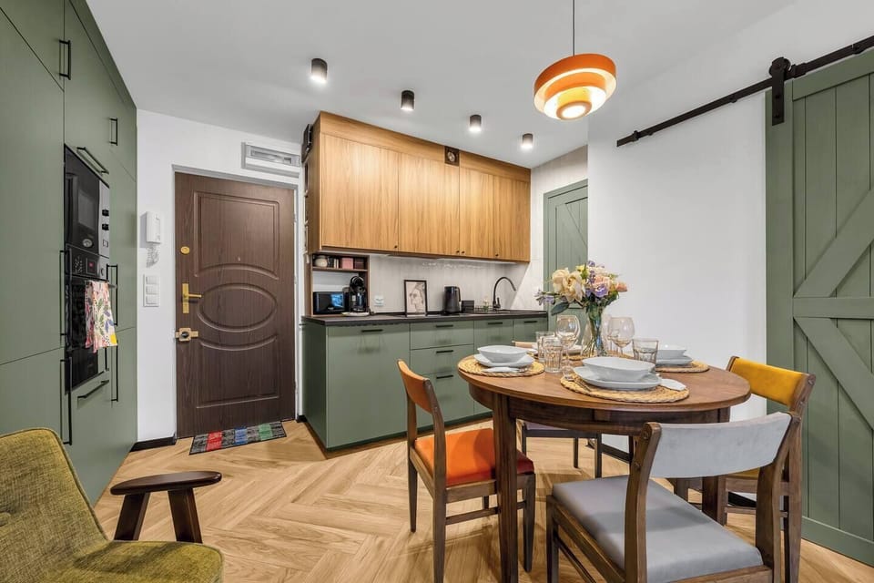 Fully Equipped Kitchen | Book Now with RENTUJEMY