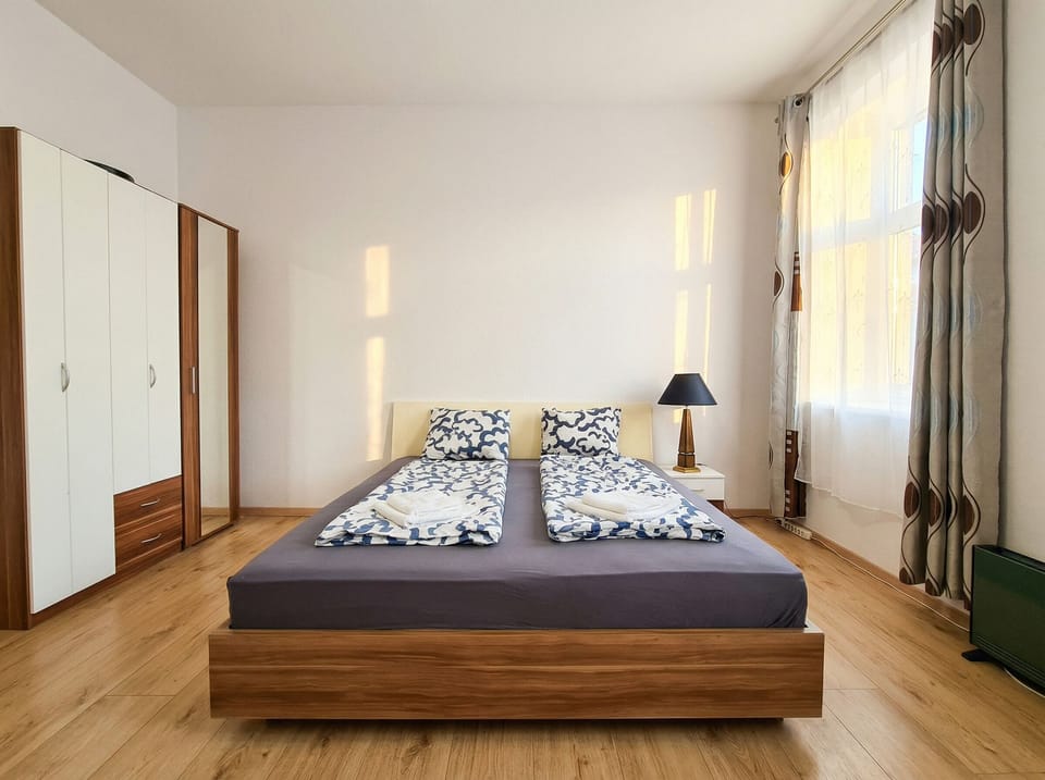 Basic Apartment | Iron/ironing board, free WiFi