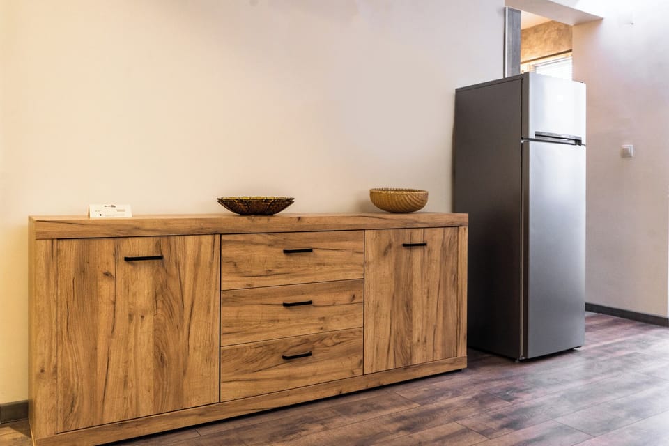Deluxe Apartment, Balcony, City View | Soundproofing, iron/ironing board, WiFi (free)