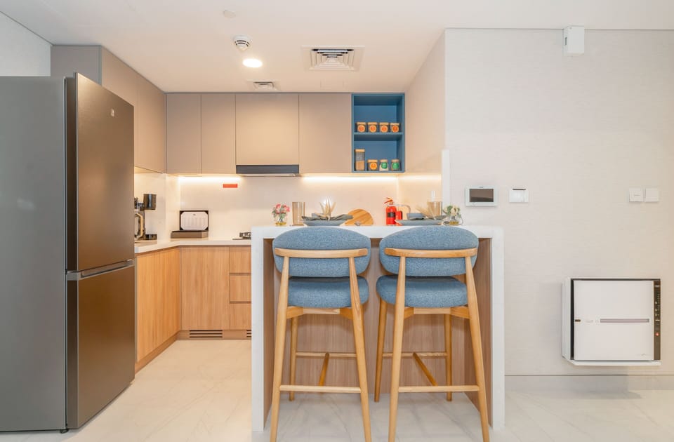 Bio Hacking Apartment Superior | Private kitchenette | Full-size fridge, microwave, stovetop, coffee/tea maker