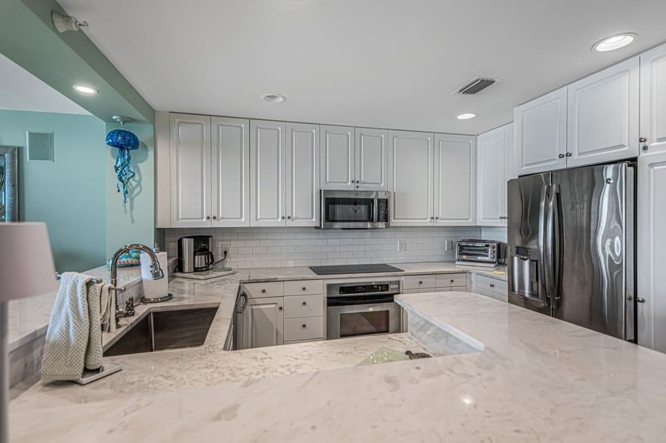 Full Kitchen