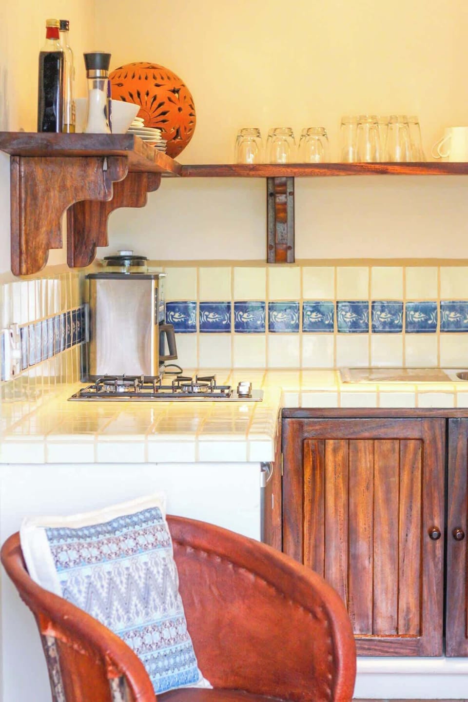 Kitchenette with all essentials