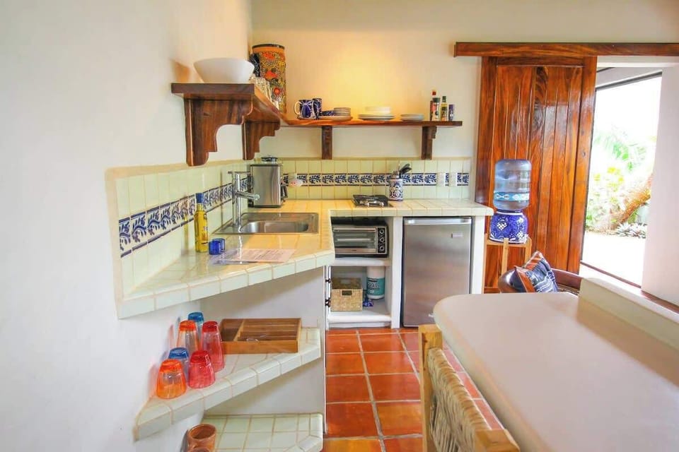Kitchenette with all essentials