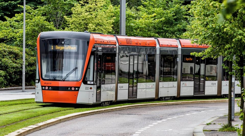 Tram for practical public transport from Lagunen Storsenter (Shopping Center)