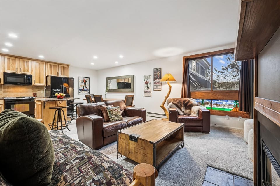 Living Area - Ski Hill 34 - Breckenridge Vacation Rental