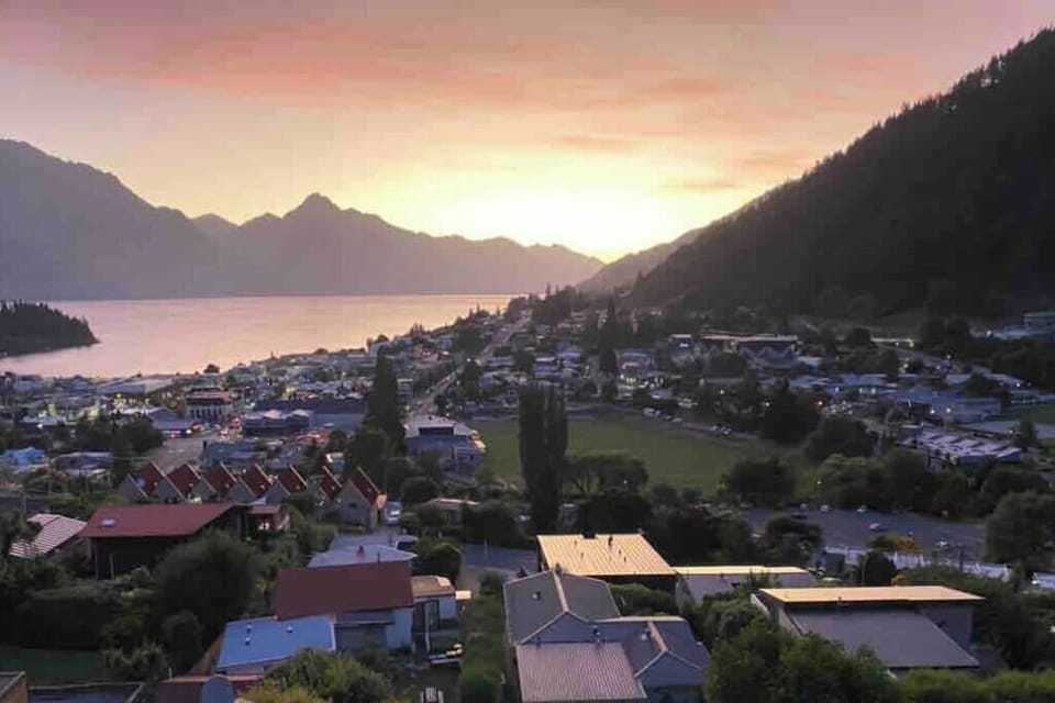 Golden hour views over Queenstown and Lake Wakatipu