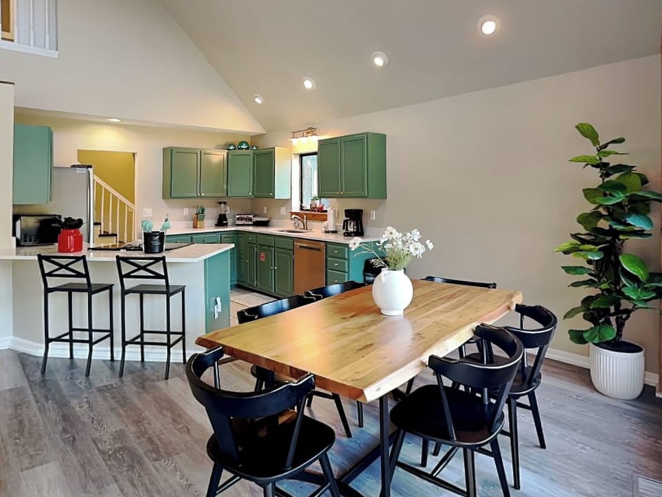 Studio (2 Bedrooms) | Property amenity