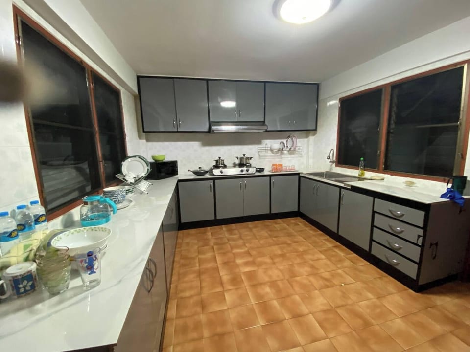 Bungalow, 4 Bedrooms, Accessible, Terrace | Private kitchen