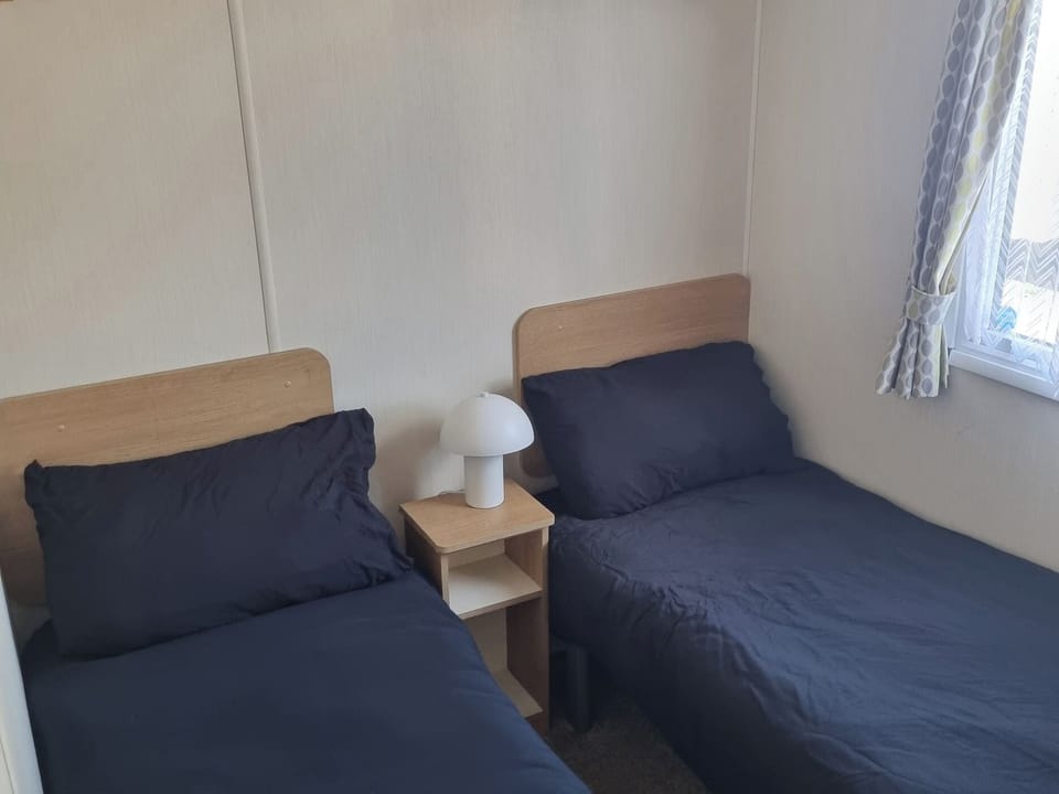 Cottage | 2 bedrooms, individually decorated, individually furnished, free WiFi