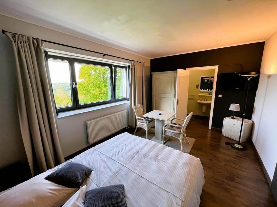 Standard Double Room, Garden View | Down comforters, free WiFi, bed sheets