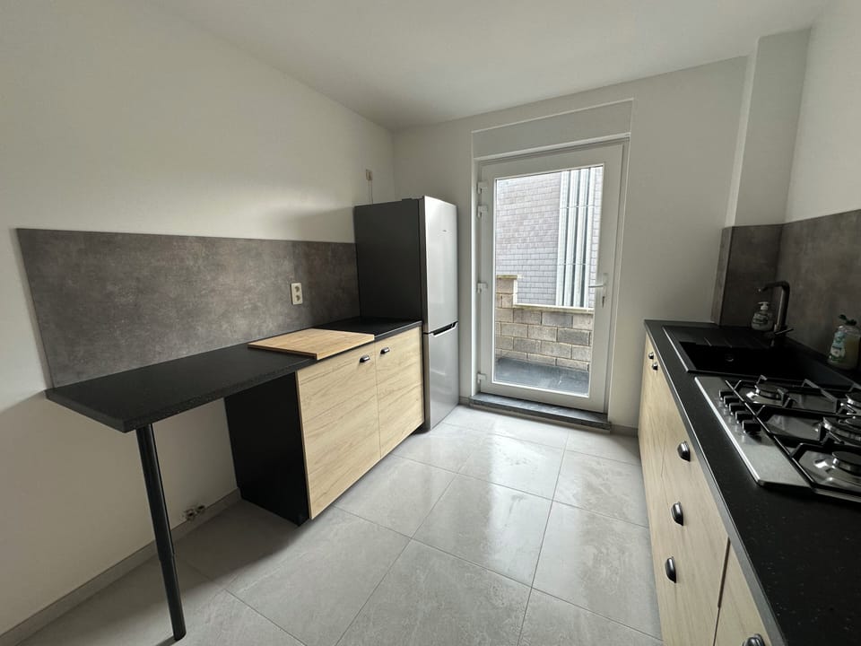 Comfort Apartment, City View | Private kitchen