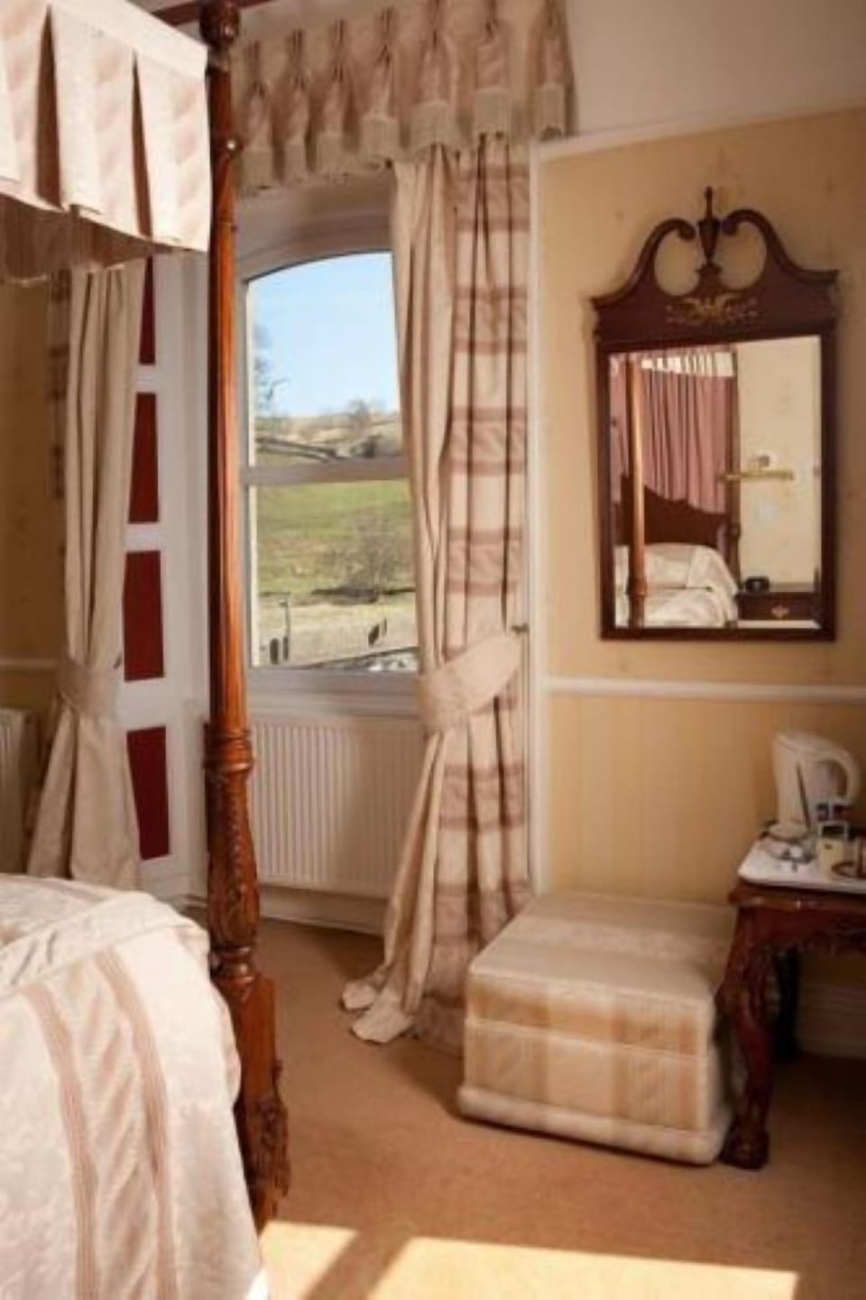 Blackout drapes, iron/ironing board, free WiFi