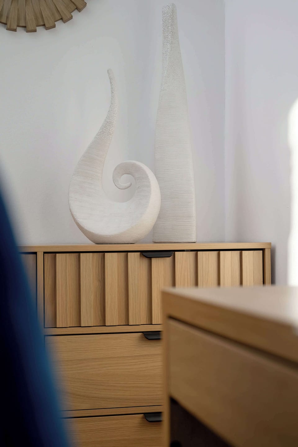 Decorative vase detail in the bedroom